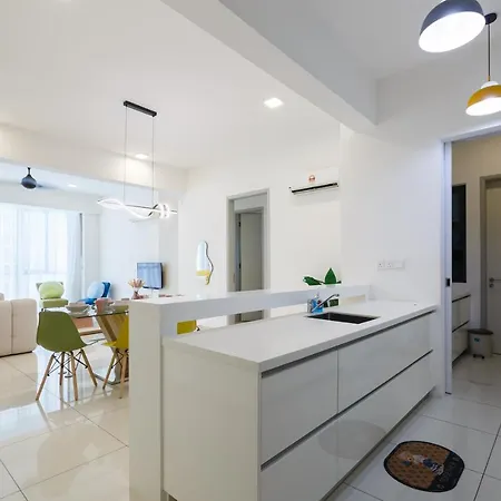 The Jazz Serviced Suites Tanjung Tokong Exterior photo