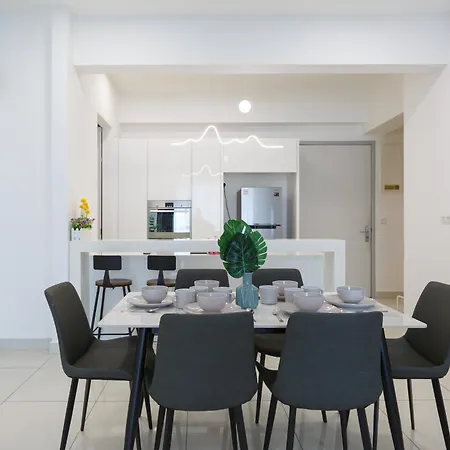 The Jazz Serviced Suites Tanjung Tokong Exterior photo