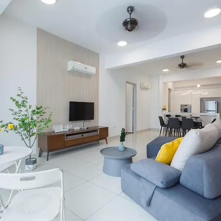 The Jazz Serviced Suites Tanjung Tokong Exterior photo