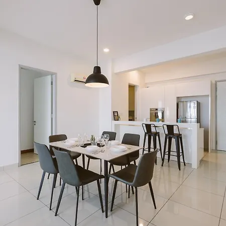 The Jazz Serviced Suites Tanjung Tokong Exterior photo