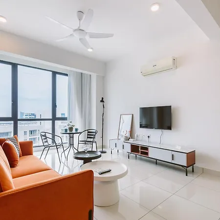 The Jazz Serviced Suites Tanjung Tokong Exterior photo