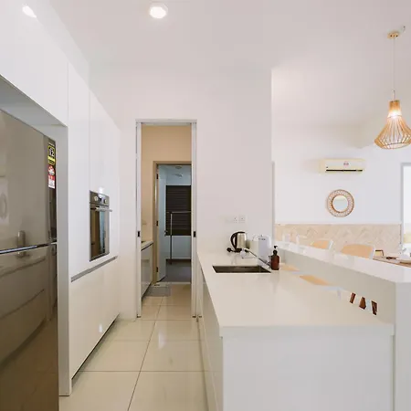 The Jazz Serviced Suites Tanjung Tokong Room photo