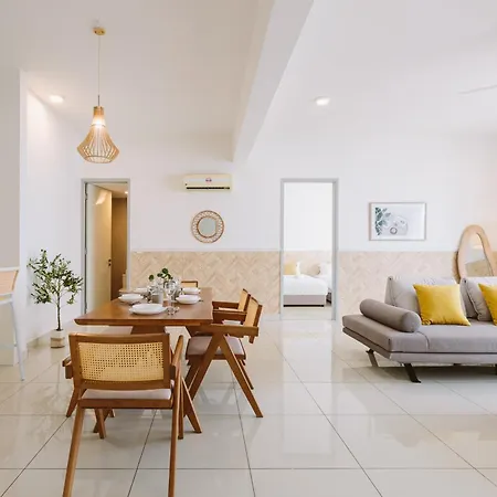 The Jazz Serviced Suites Tanjung Tokong Exterior photo